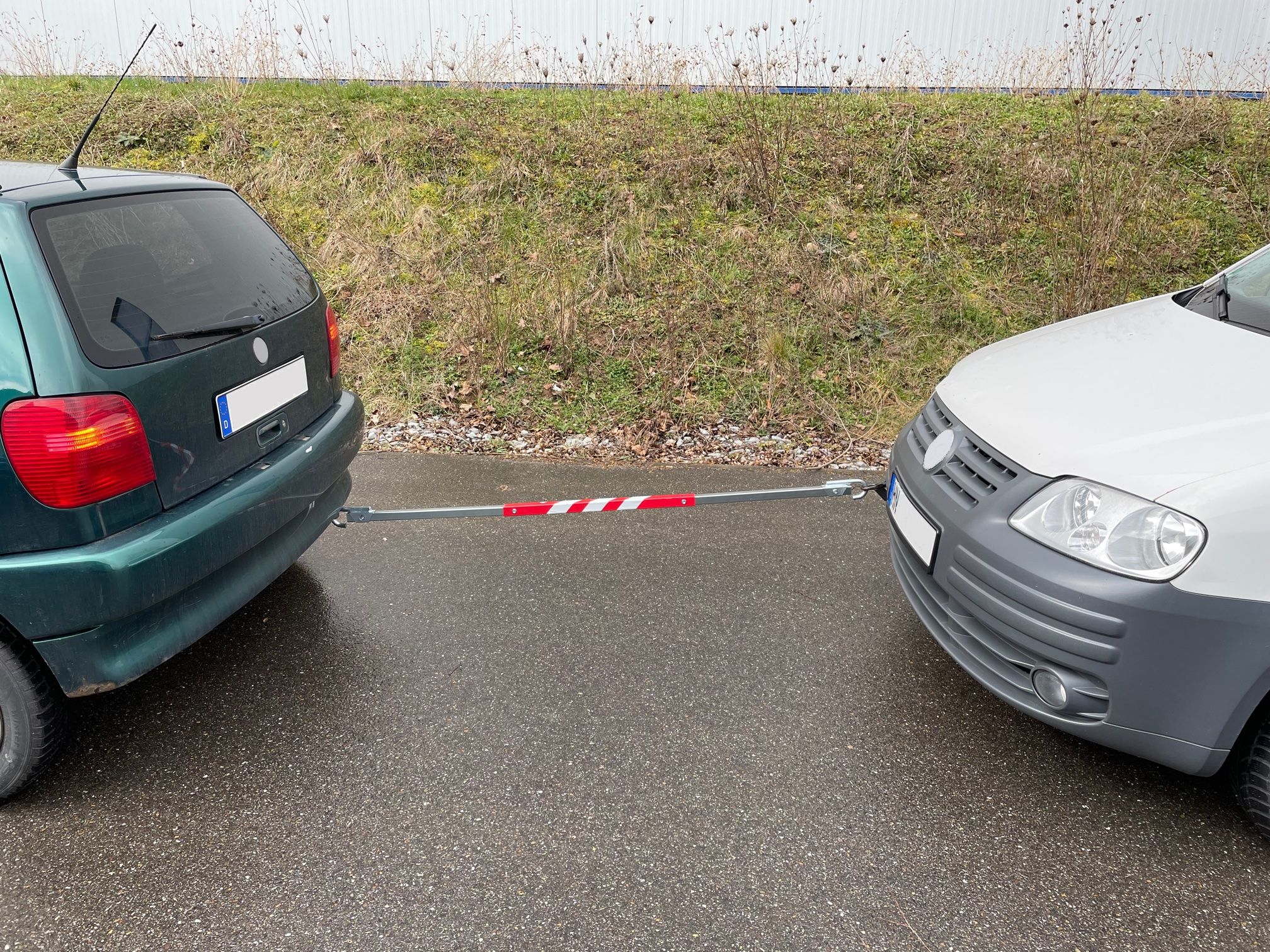 Abschleppstange 2,5T mit Tasche TÜV & GS