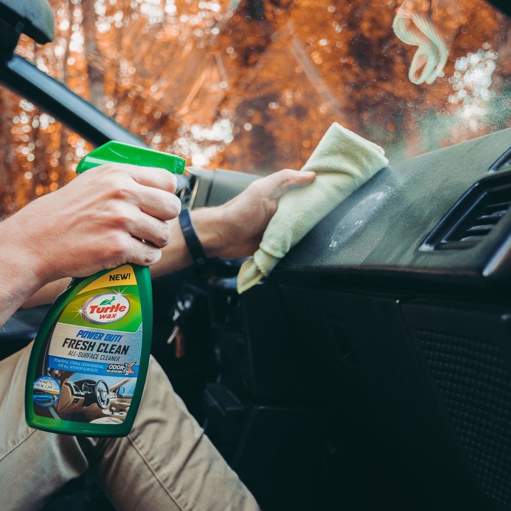 Turtle Wax Power Out! Innenreiniger mit Geruchsentferner 